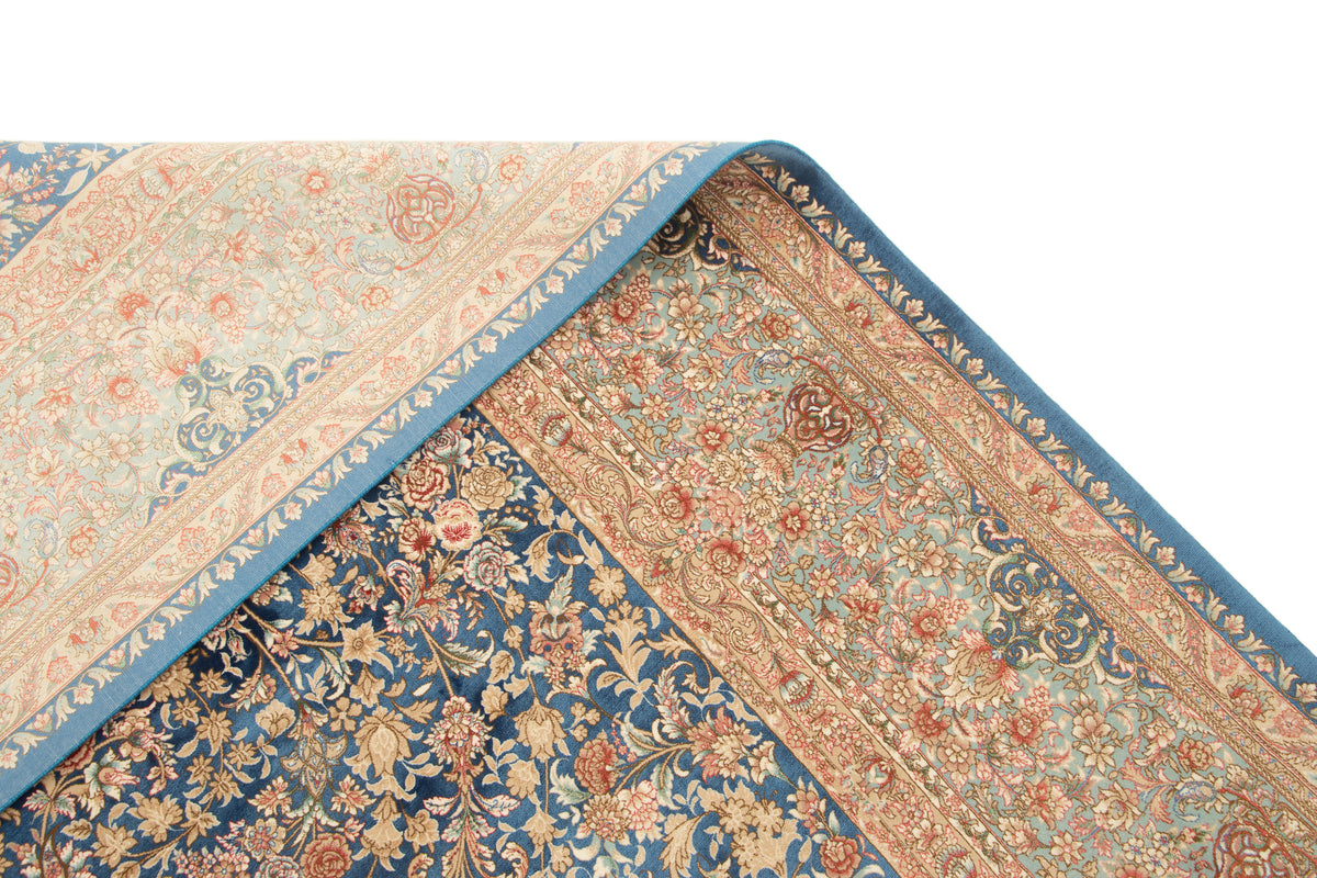 Rechteck Teppich Ghom Design in Dunkelblau von Hadorn™ - Lifestyle Image