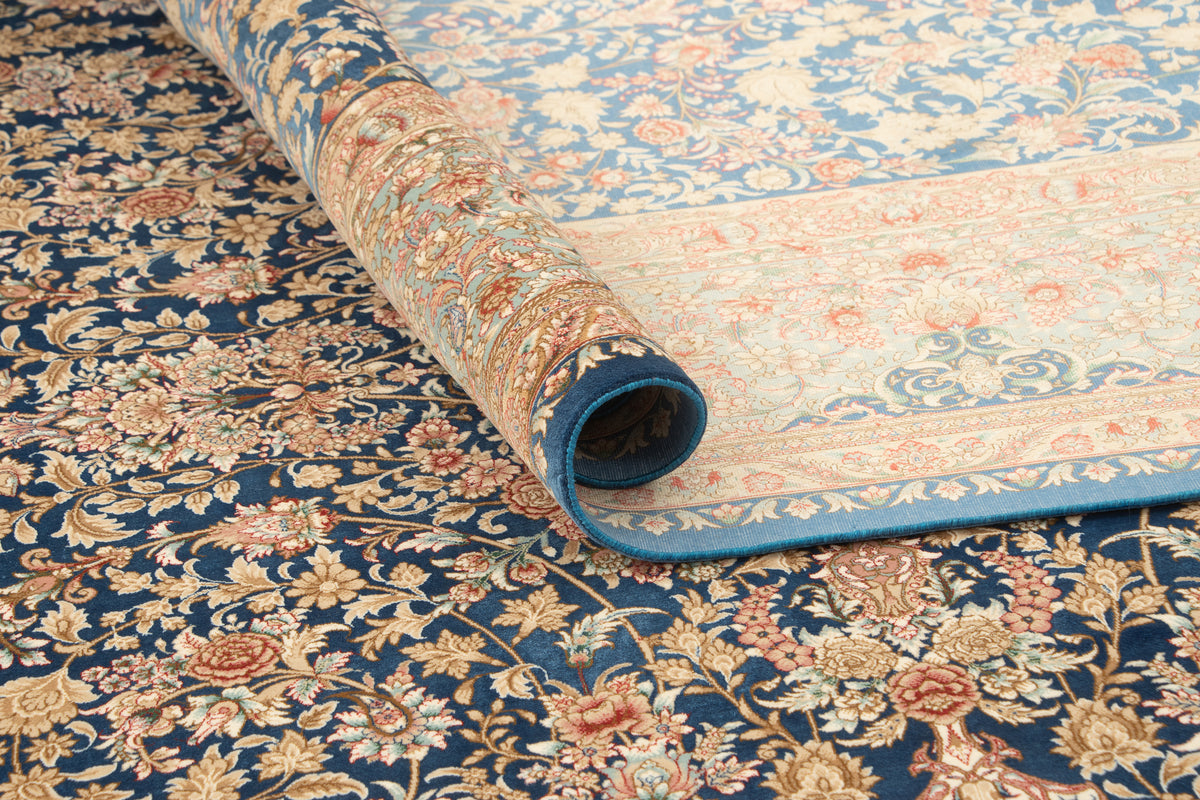 Rechteck Teppich Ghom Design in Dunkelblau von Hadorn™ - Lifestyle Image