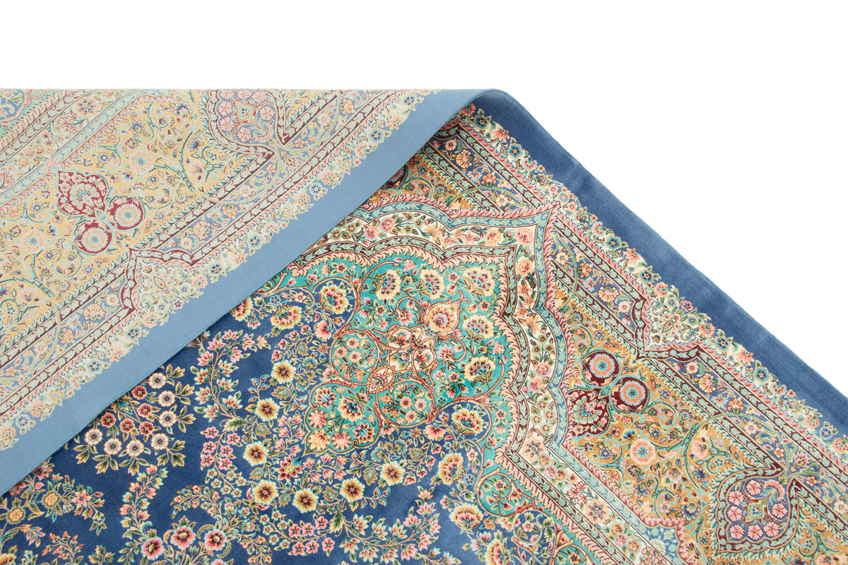 Rechteck Teppich Ghom Design in Blau von Hadorn™ - Lifestyle Image