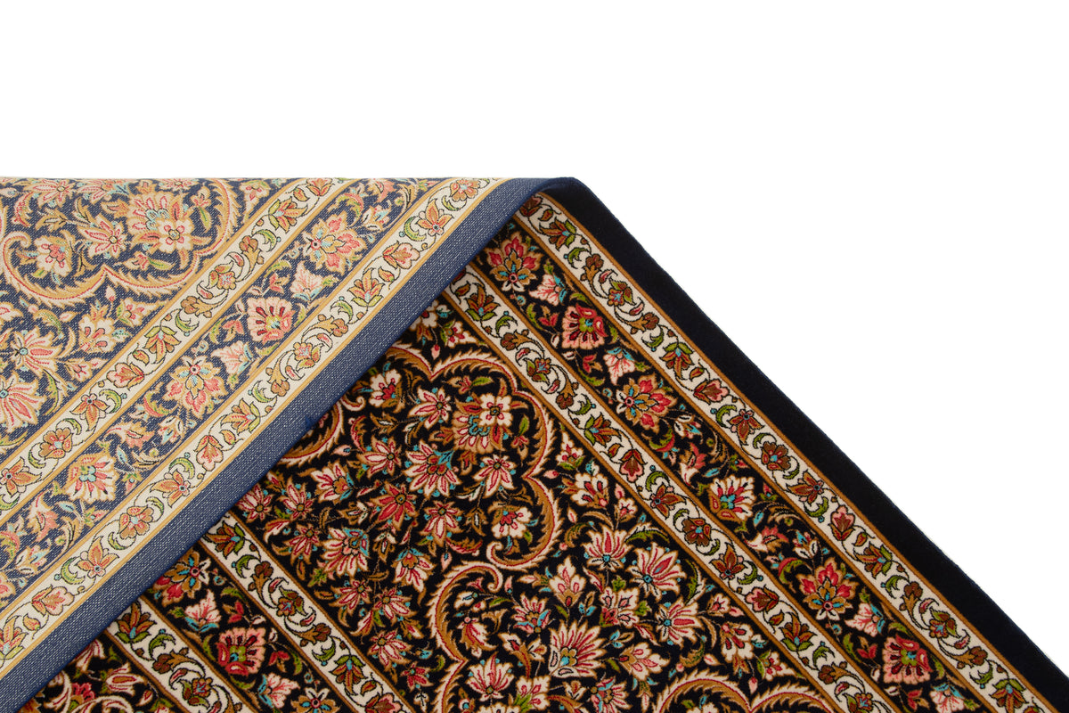 Rechteck Teppich Ghom Design in Blau von Hadorn™ - Lifestyle Image