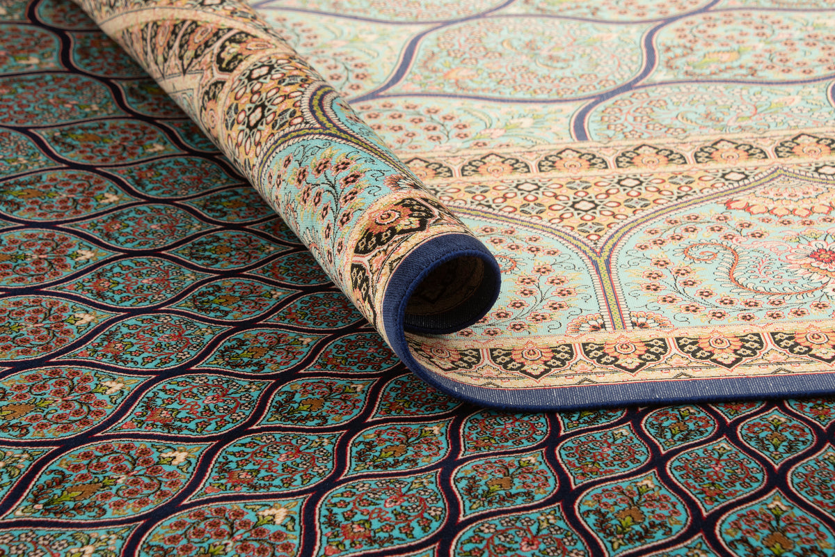 Rechteck Teppich Ghom Design in Blau von Hadorn™ - Lifestyle Image