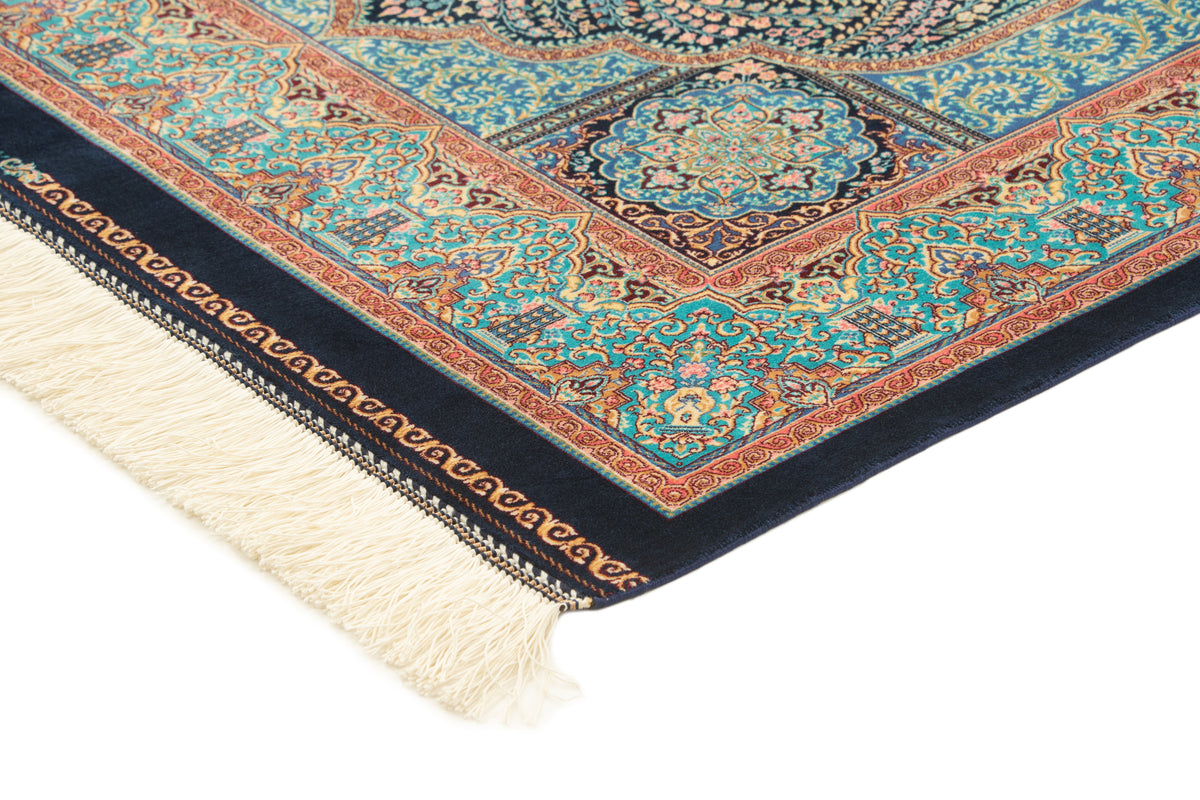 Rechteck Teppich Ghom Design in Dunkelblau von Hadorn™ - Lifestyle Image