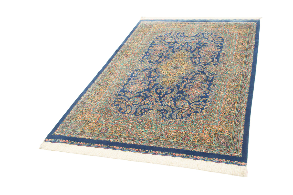 Rechteck Teppich Ghom Design in Beige von Hadorn™ - Lifestyle Image