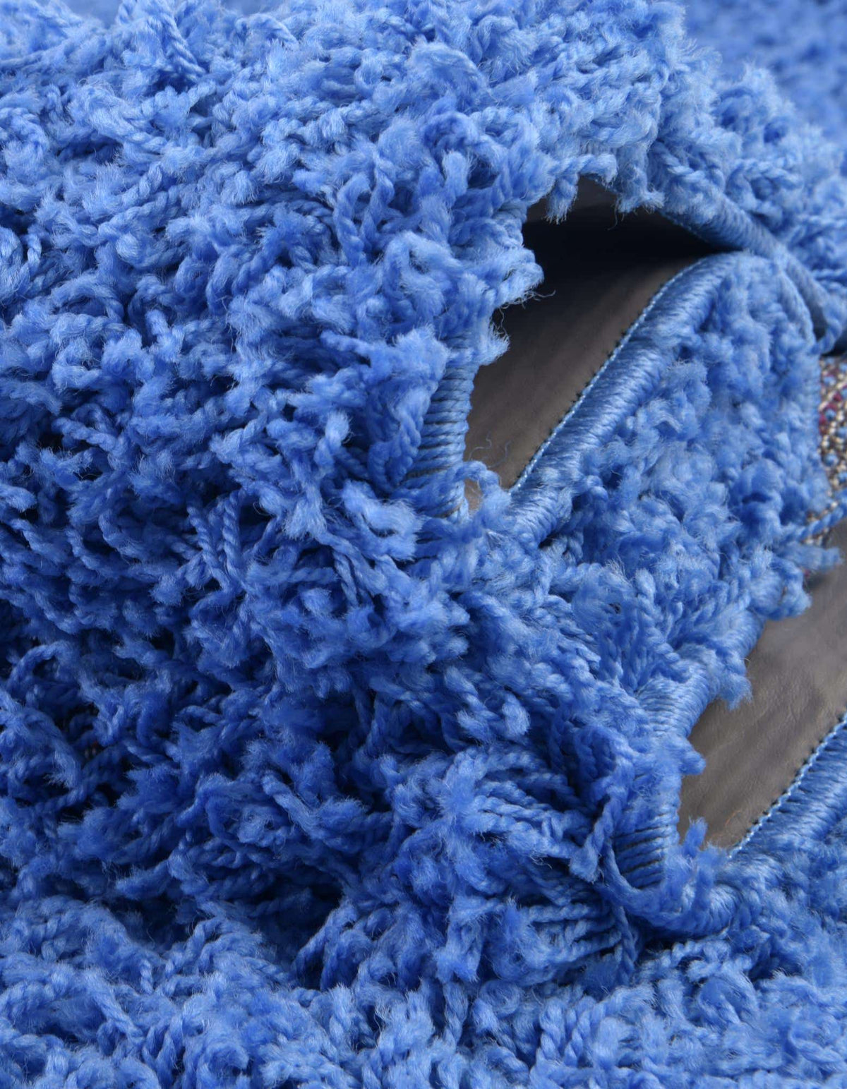 Rechteck Hochflorteppich Solid Shag in Periwinkle Blue von Hadorn™ - Lifestyle Image