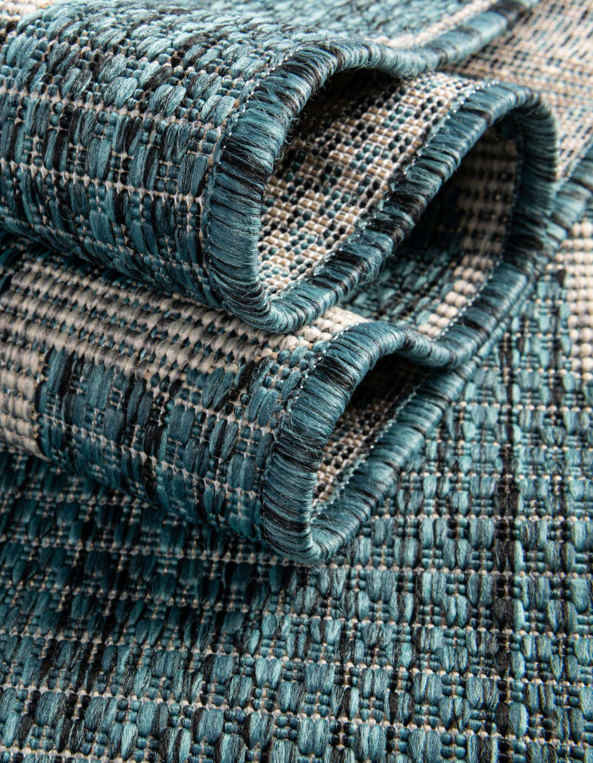 Rechteck Outdoor Teppich Tulum Outdoor Clover in Blaugrün von Hadorn™ - Lifestyle Image