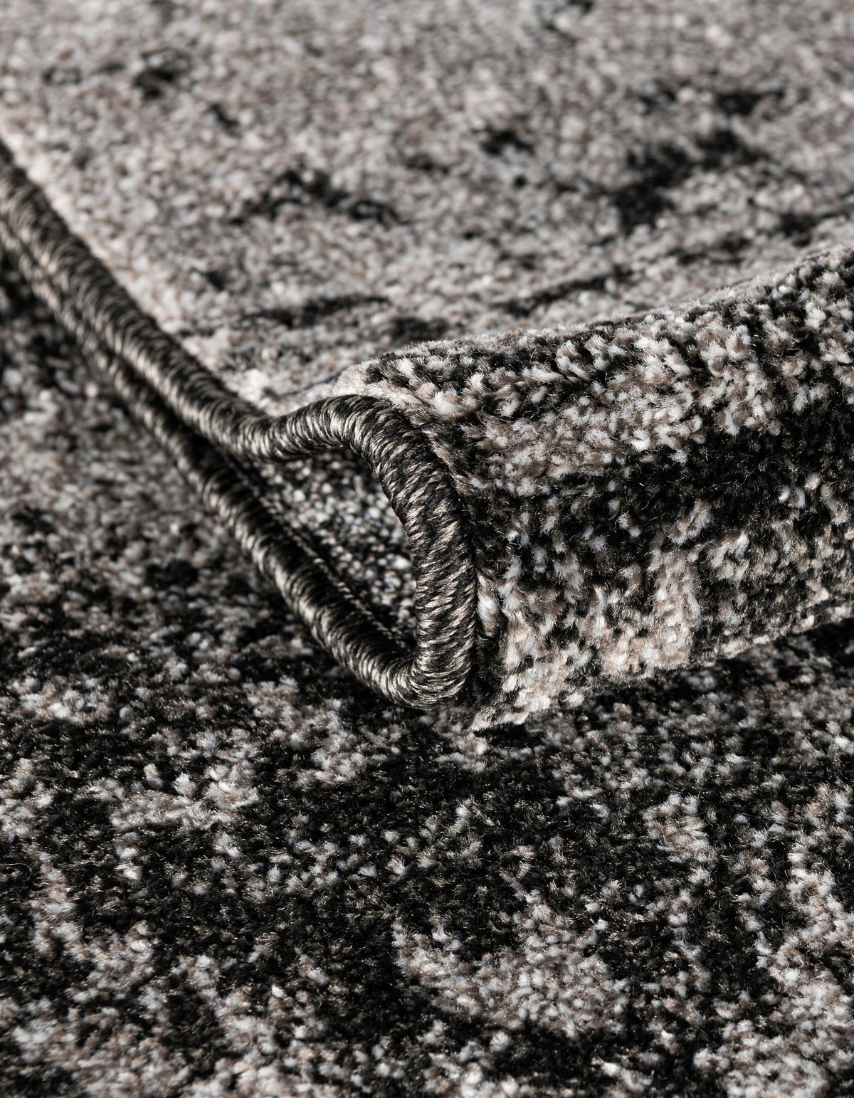 Läufer Teppich Loft in Dunkelgrau von Hadorn™ - Lifestyle Image