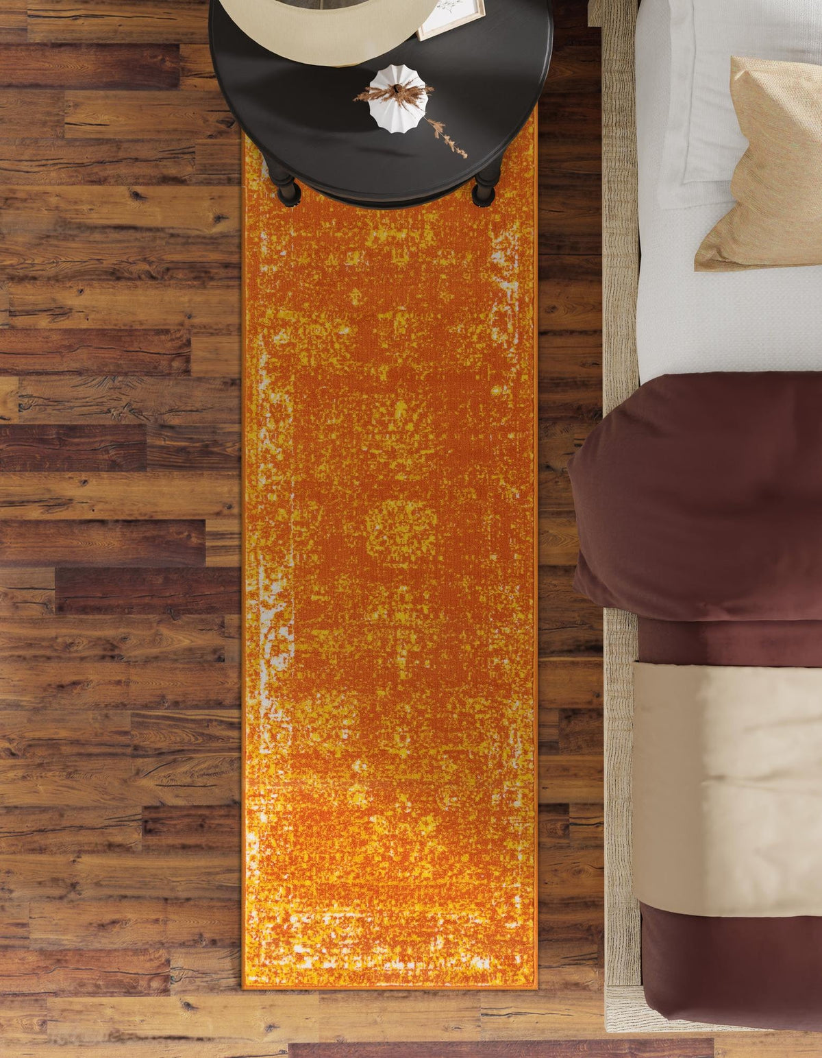 Läufer Teppich Monaco in Orange von Hadorn™ - Lifestyle Image