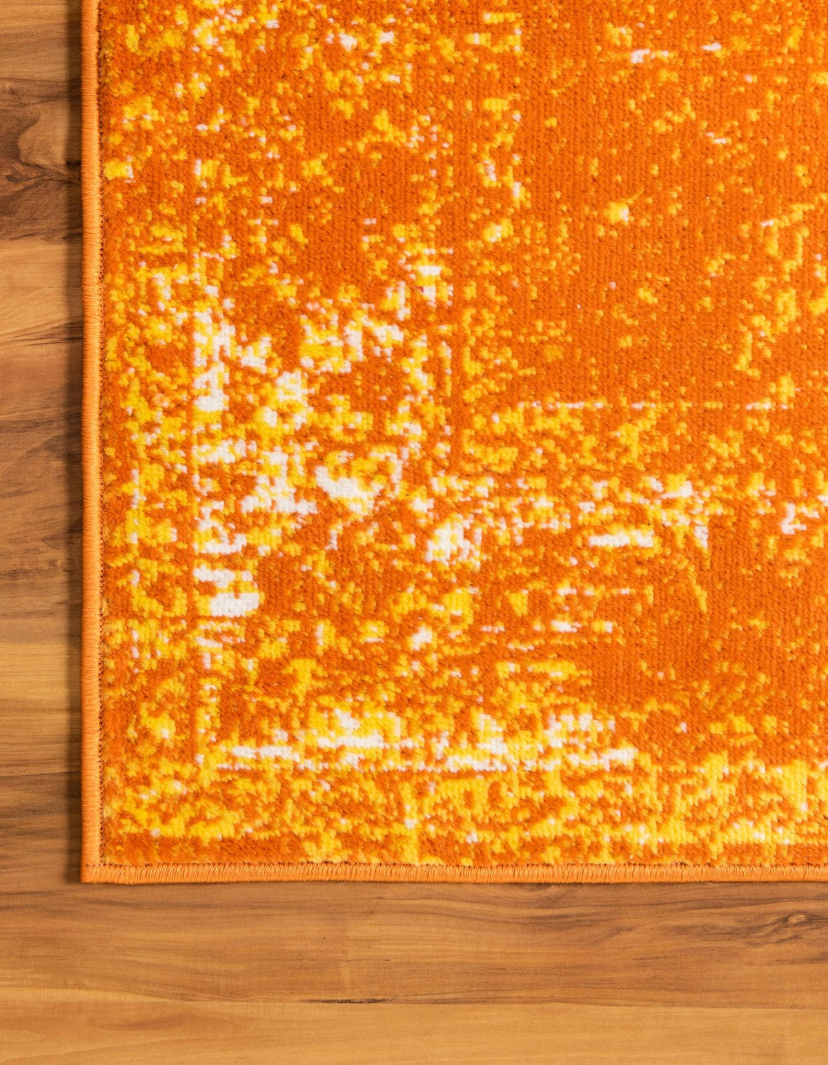 Läufer Teppich Monaco in Orange von Hadorn™ - Lifestyle Image