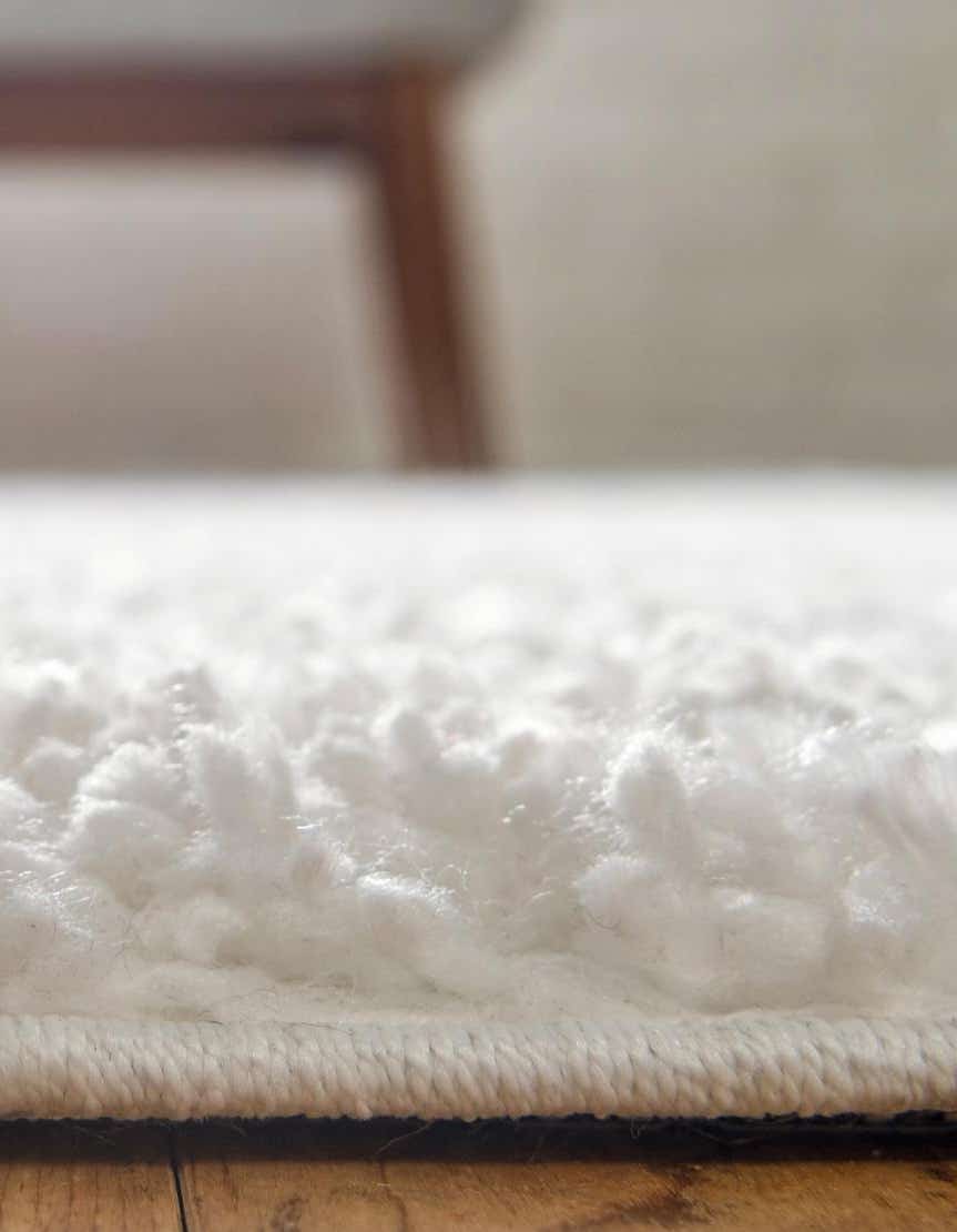 Rund Hochflorteppich Zermatt Shag in Weiss von Hadorn™ - Lifestyle Image