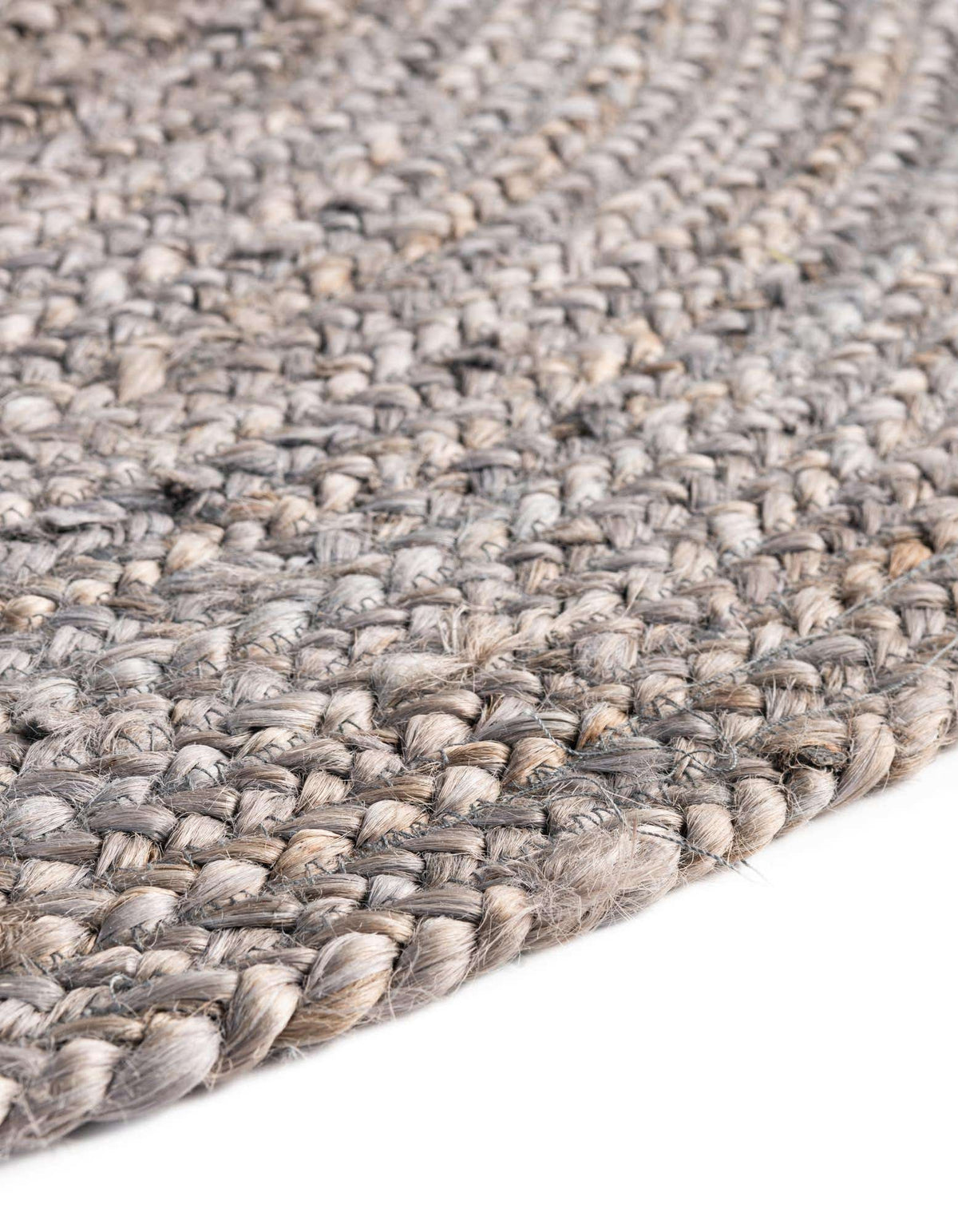 Oval Handgeflochten Teppich Braided Jute in Grau von Hadorn™ - Lifestyle Image