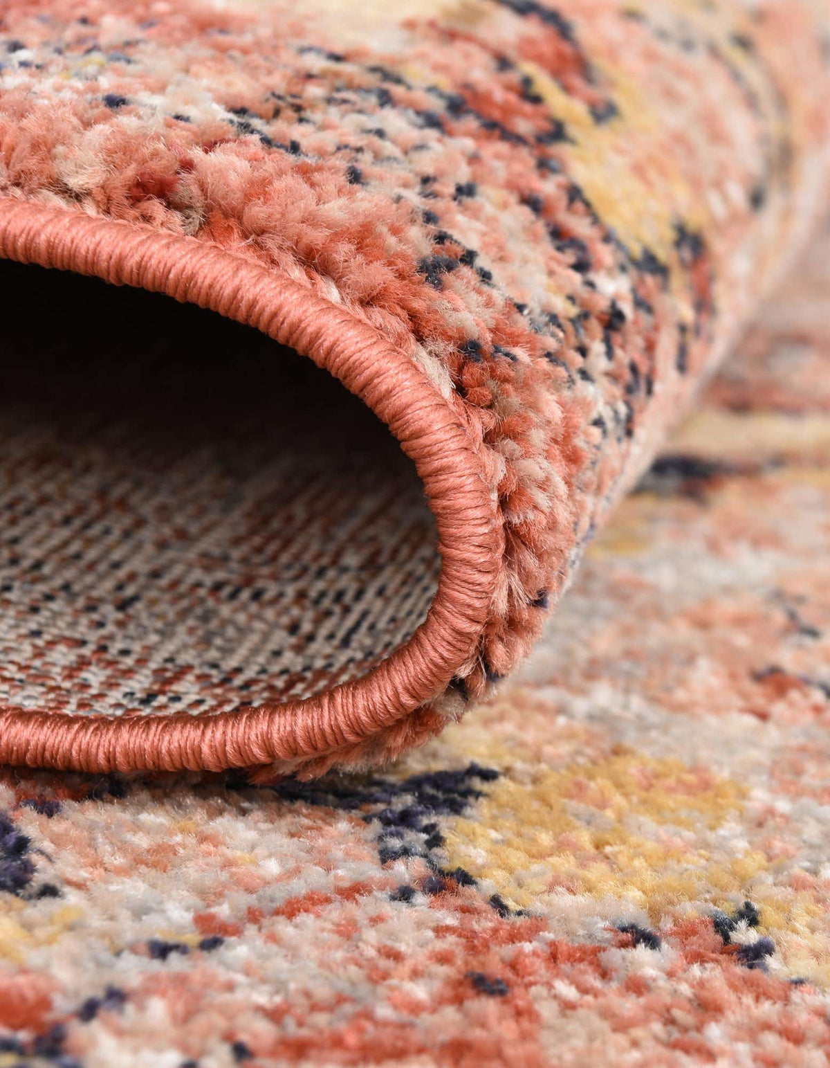 Läufer Teppich Lola in Ziegelrot von Hadorn™ - Lifestyle Image