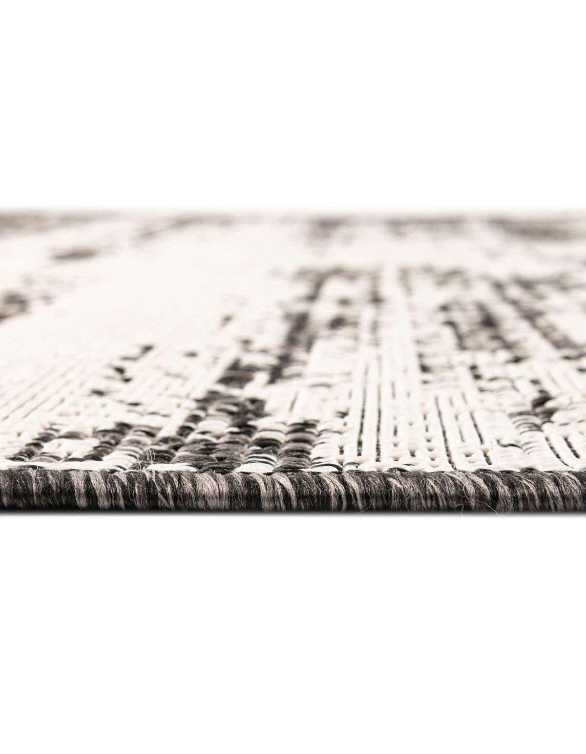 Quadratisch Outdoor Teppich Outdoor Modern in Holzkohle von Hadorn™ - Lifestyle Image