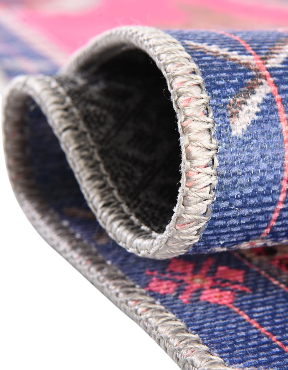Rund Teppich Timeless in Fuchsie von Hadorn™ - Lifestyle Image