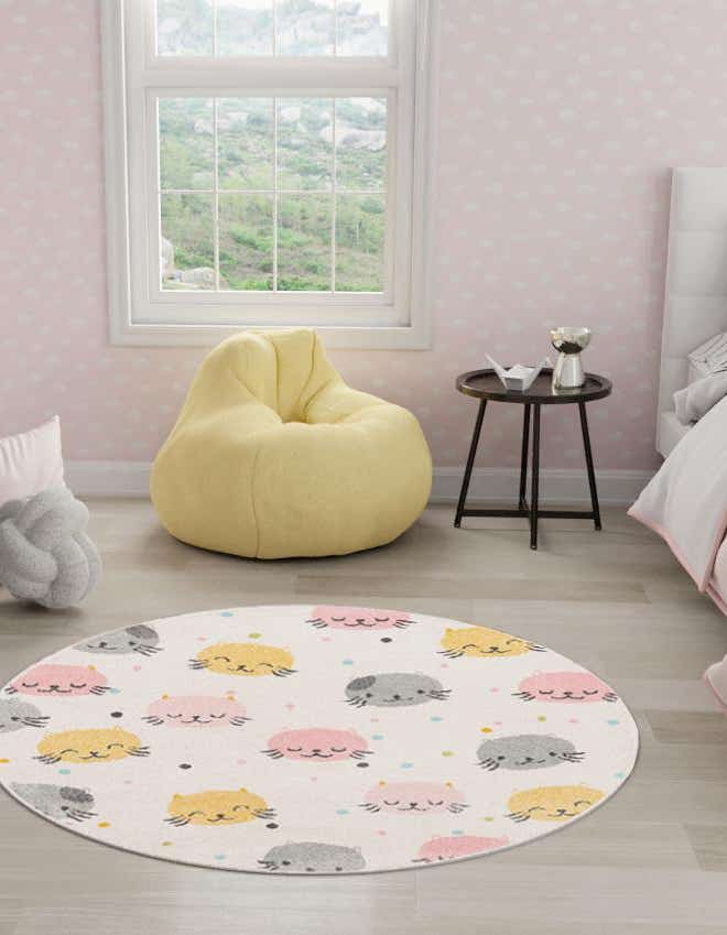 Rund Teppich Whimsy Kids in Elfenbein von Hadorn™ - Lifestyle Image