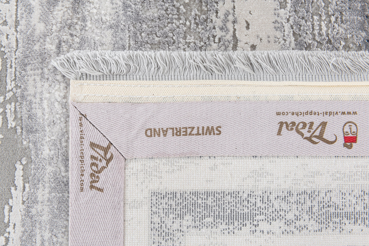 Rechteck Luxus Teppich Montreux in Grau von Hadorn™ - Lifestyle Image