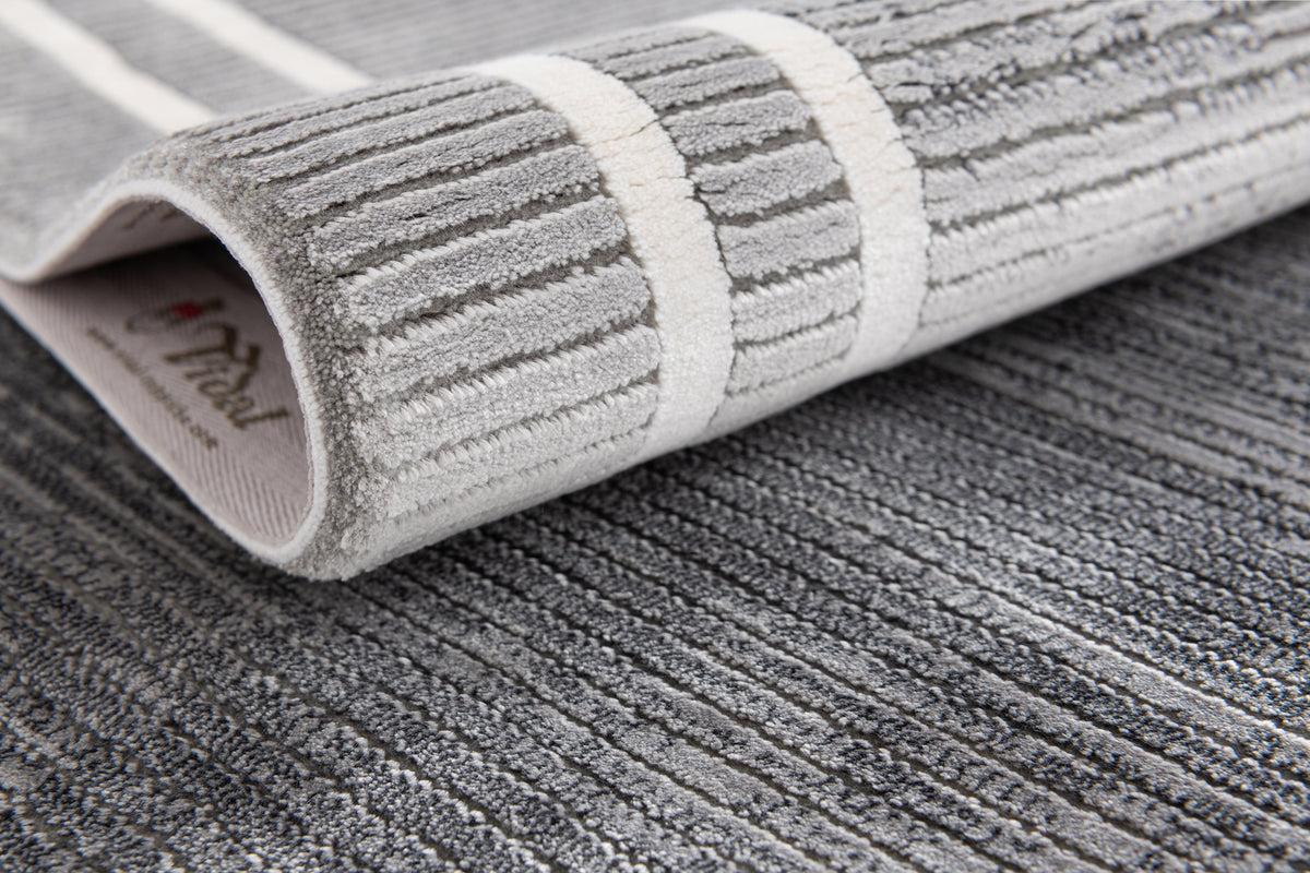 Rechteck Luxus Teppich Flims in Grau von Hadorn™ - Lifestyle Image