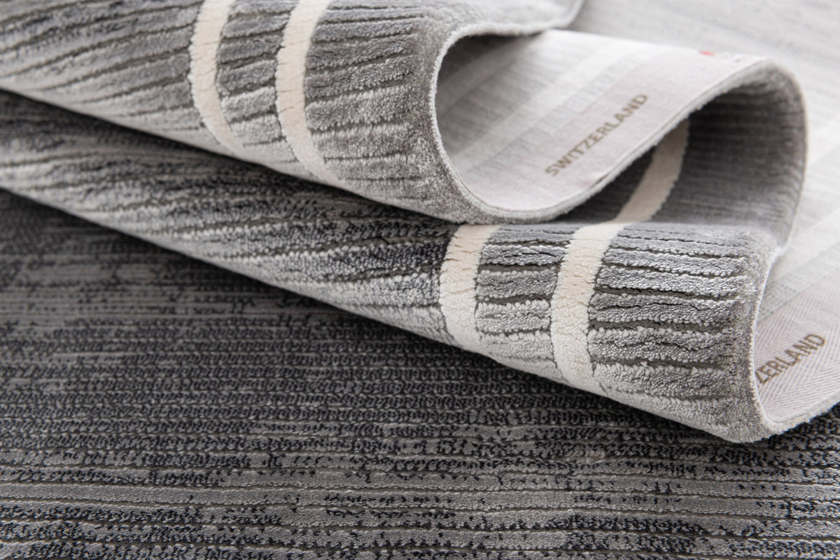 Läufer Luxus Teppich Flims in Grau von Hadorn™ - Lifestyle Image