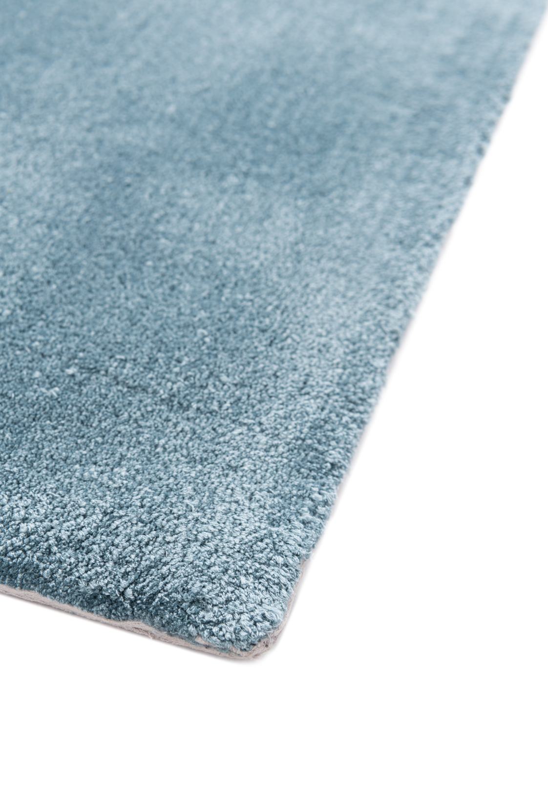 Rechteck Teppich Robotuft in Blau von Hadorn™ - Lifestyle Image