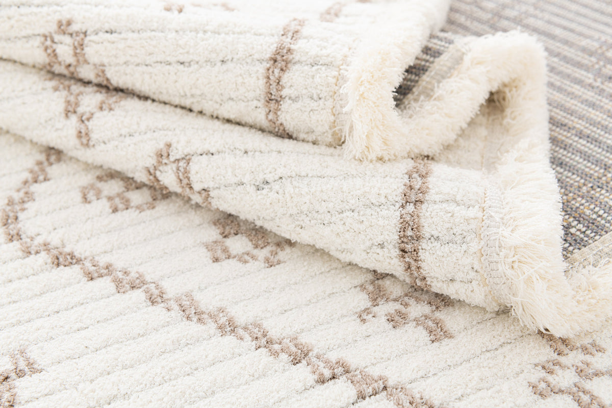 Rechteck Teppich St. Gallen Folklore in Weiss von Hadorn™ - Lifestyle Image