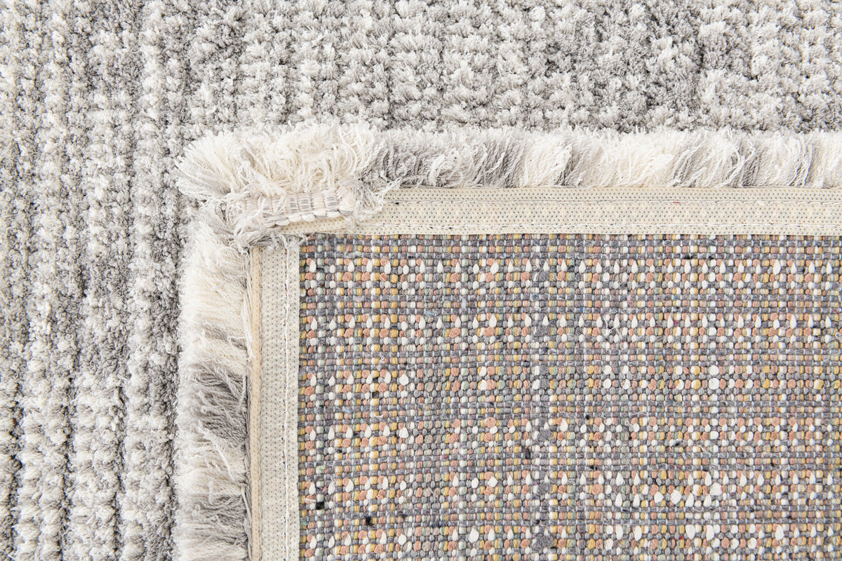 Rechteck Teppich St. Gallen Folklore in Grau von Hadorn™ - Lifestyle Image