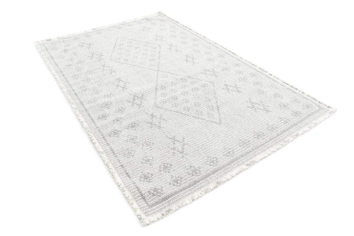 Rechteck Teppich St. Gallen Folklore in Grau von Hadorn™ - Lifestyle Image