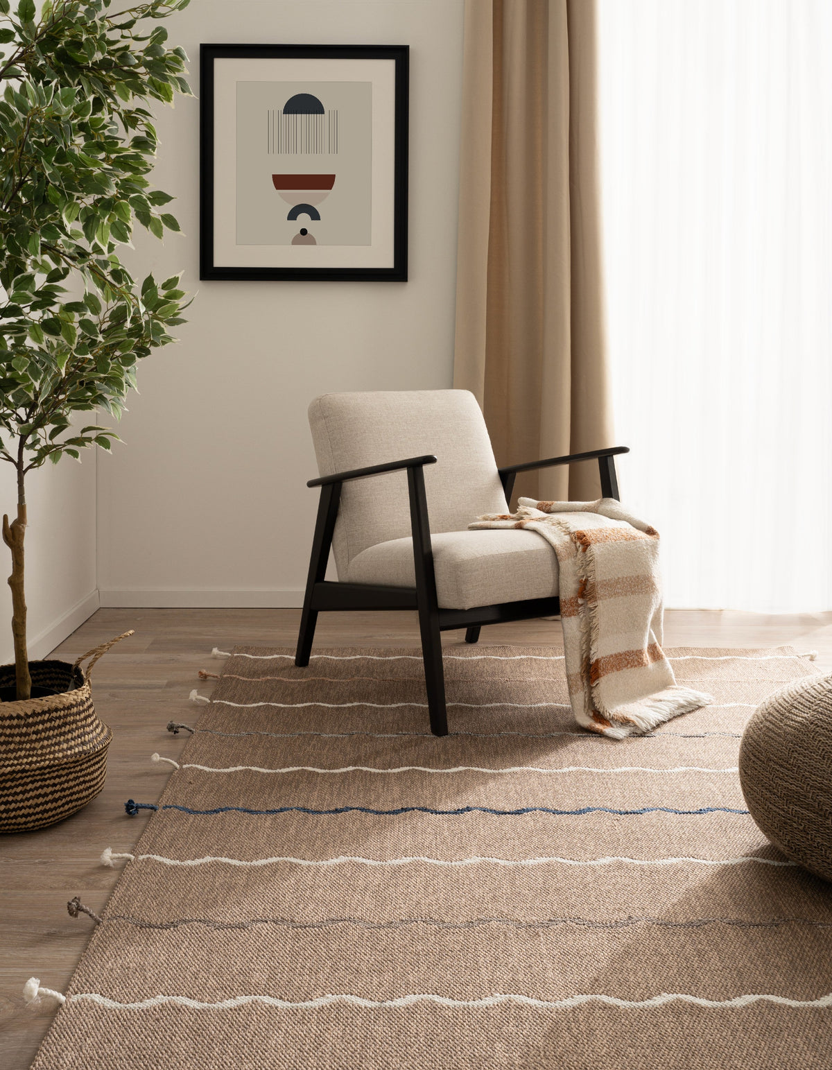 Rechteck Teppich Juniper Classic in Braun von Hadorn™ - Lifestyle Image
