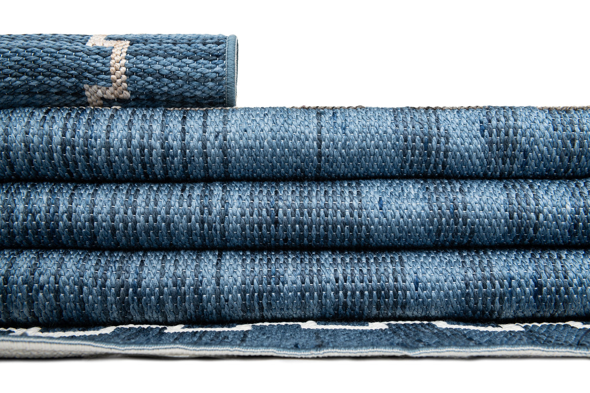 Rechteck Teppich Juniper Greka in Blau von Hadorn™ - Lifestyle Image