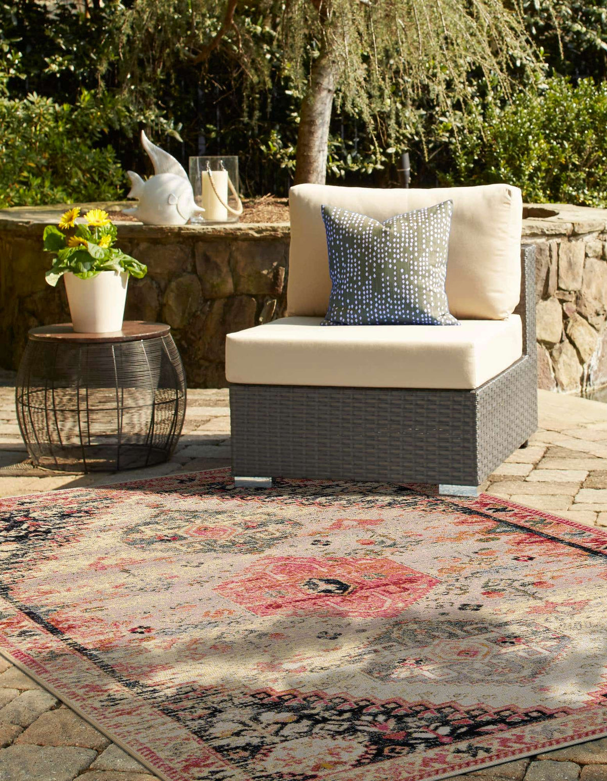 Outdoor Traditional