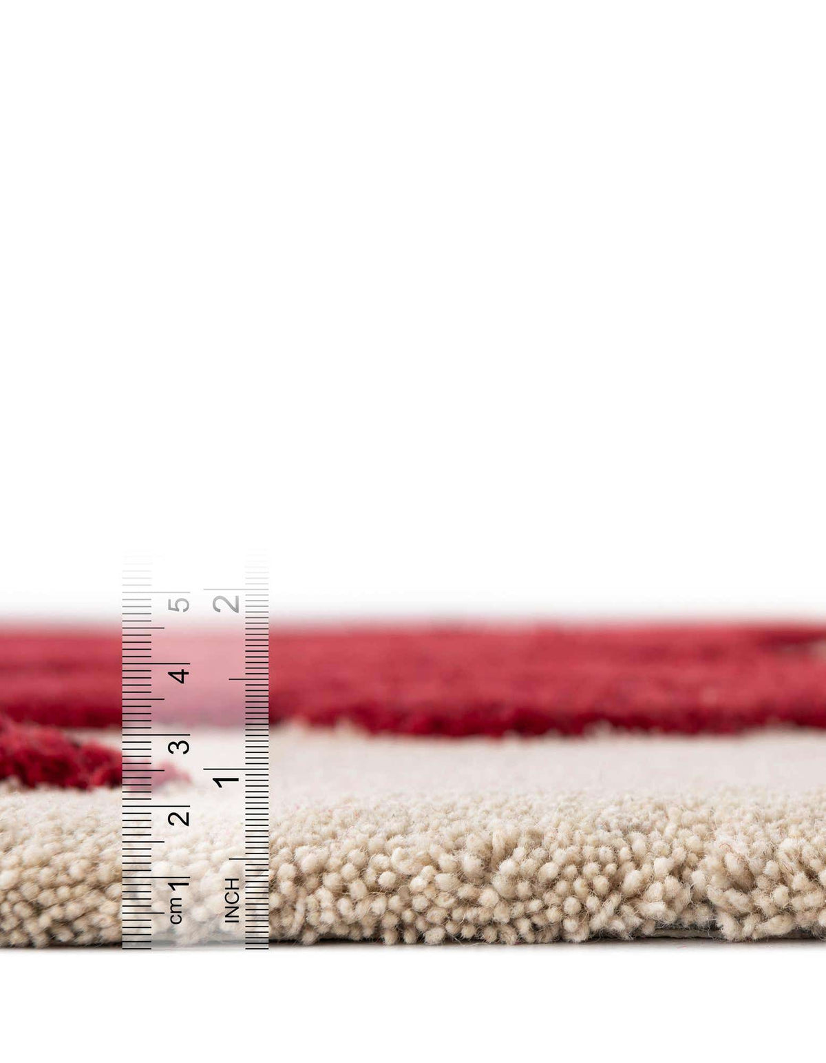 Quadratisch Teppich AI Handgetuftet in Elfenbein und Rot von Hadorn™ - Lifestyle Image