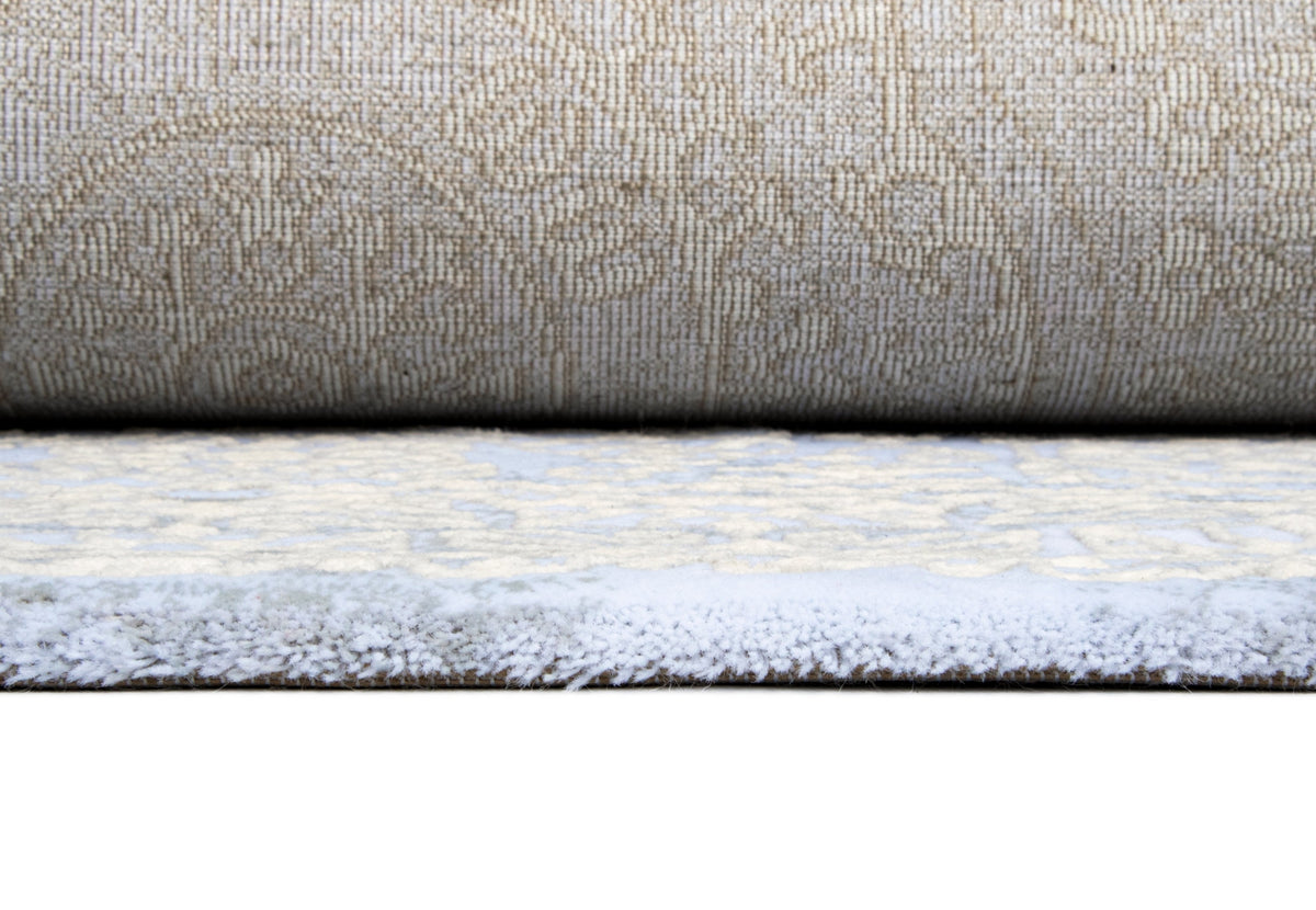 Rechteck Teppich Royal Jam in Hellblau von Hadorn™ - Lifestyle Image
