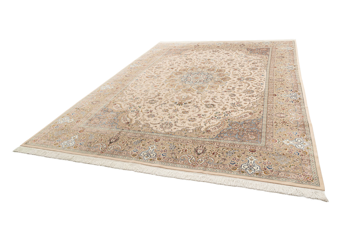 Rechteck Teppich Ghom Design in Beige von Hadorn™ - Lifestyle Image