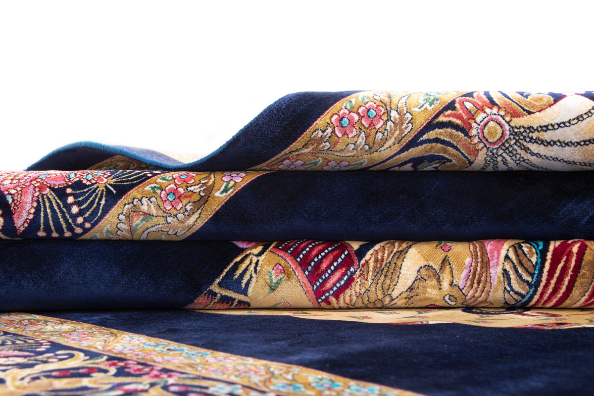 Rechteck Teppich Ghom Design in Dunkelblau von Hadorn™ - Lifestyle Image