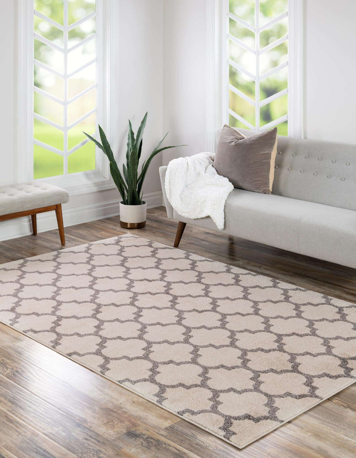 Rechteck Teppich Trellis in Beige und Grau von Hadorn™ - Lifestyle Image