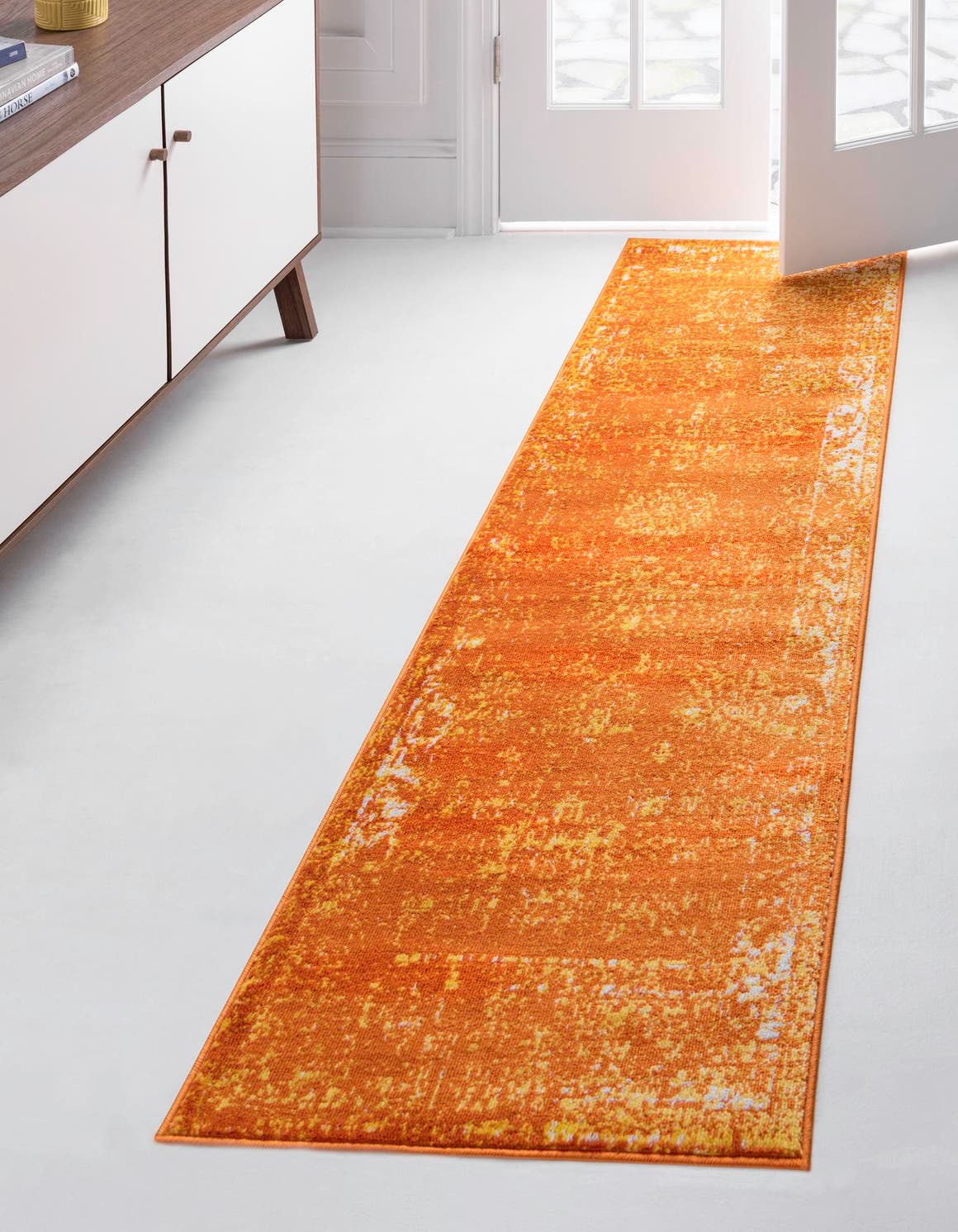 Läufer Teppich Monaco in Orange von Hadorn™ - Lifestyle Image