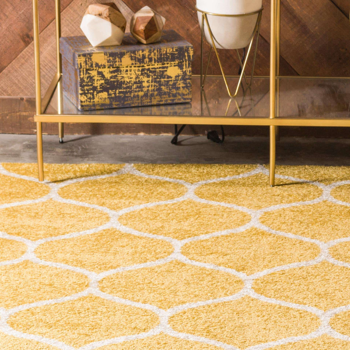 Rechteck Teppich Trellis Frieze in Gelb von Hadorn™ - Lifestyle Image