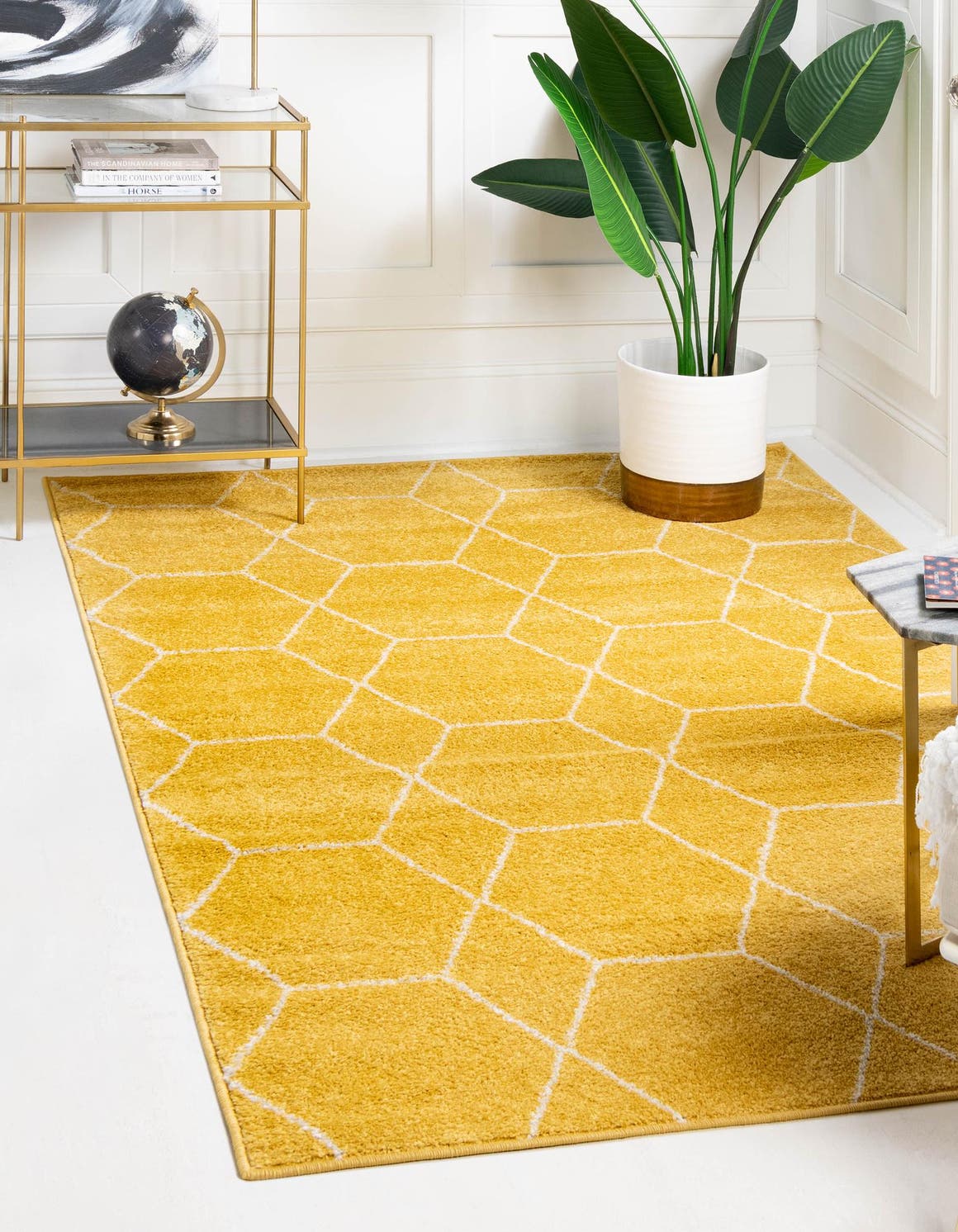 Rechteck Teppich Trellis Frieze in Gelb von Hadorn™ - Lifestyle Image