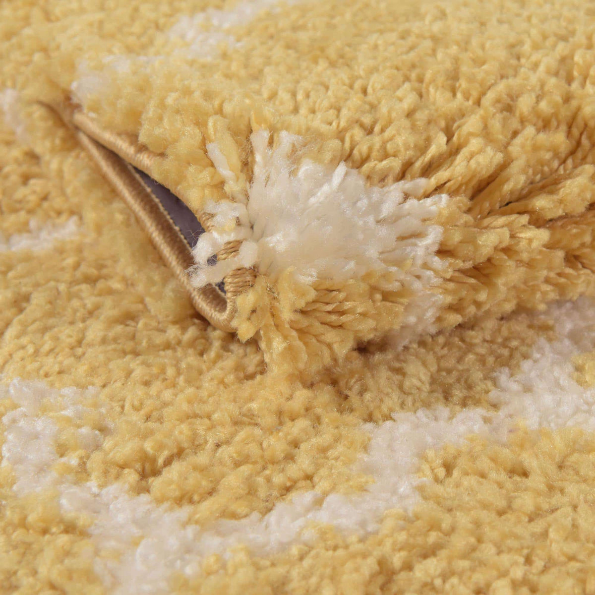 Rund Hochflorteppich Marrakesh Shag in Gelb von Hadorn™ - Lifestyle Image