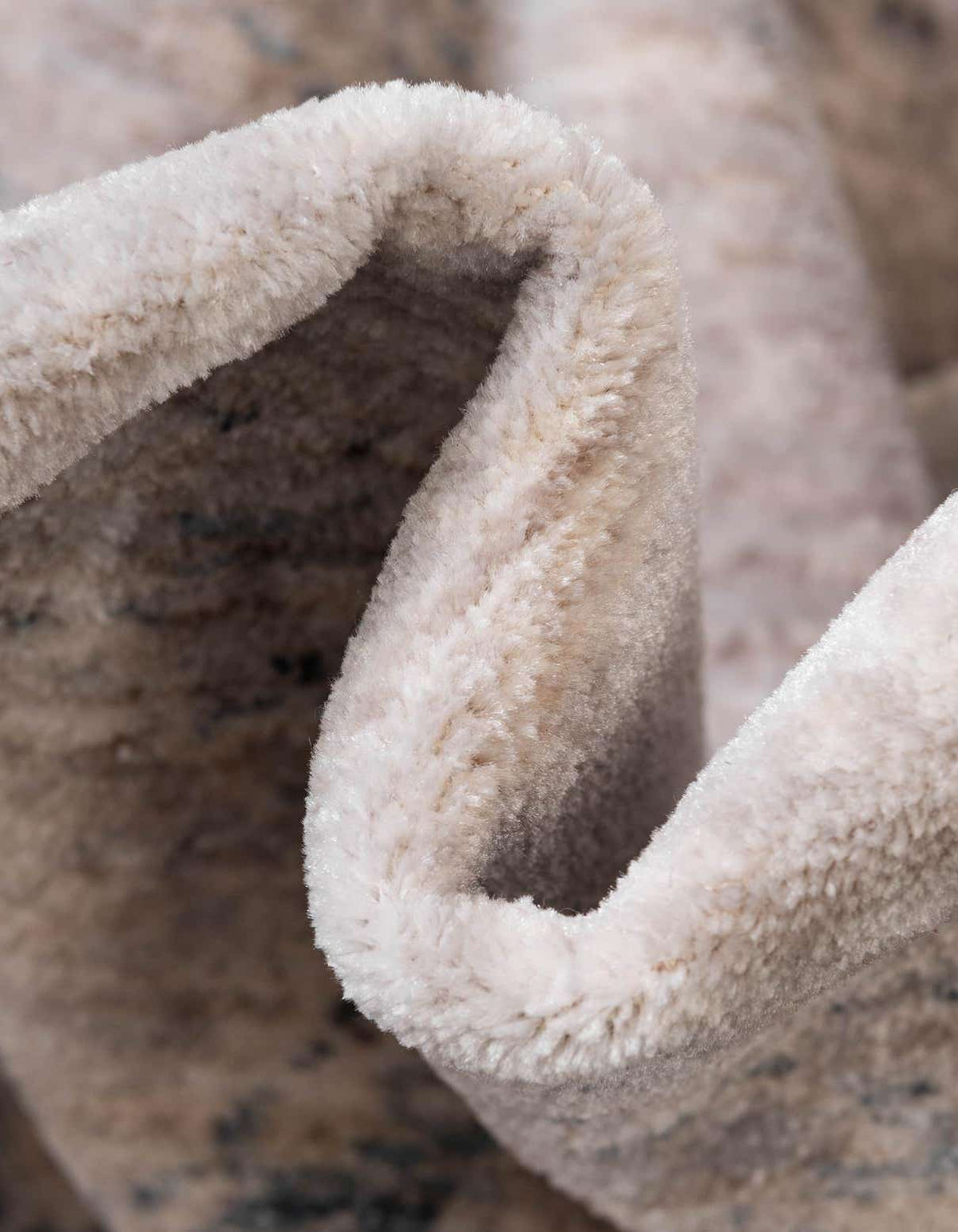Rechteck Teppich Noble in Grau von Hadorn™ - Lifestyle Image