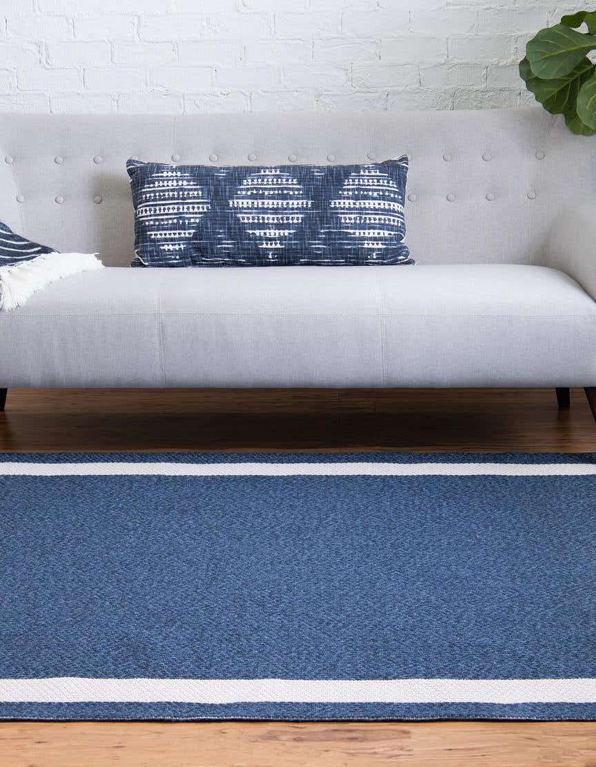 Rechteck Teppich Georgia in Marineblau von Hadorn™ - Lifestyle Image