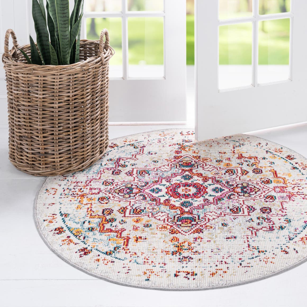 Rund Teppich Amulet in Beige von Hadorn™ - Lifestyle Image