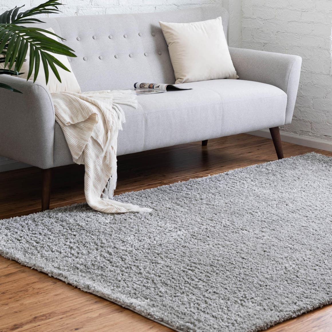 Rechteck Hochflorteppich Soft Solid Shag in Wolkengrau von Hadorn™ - Lifestyle Image