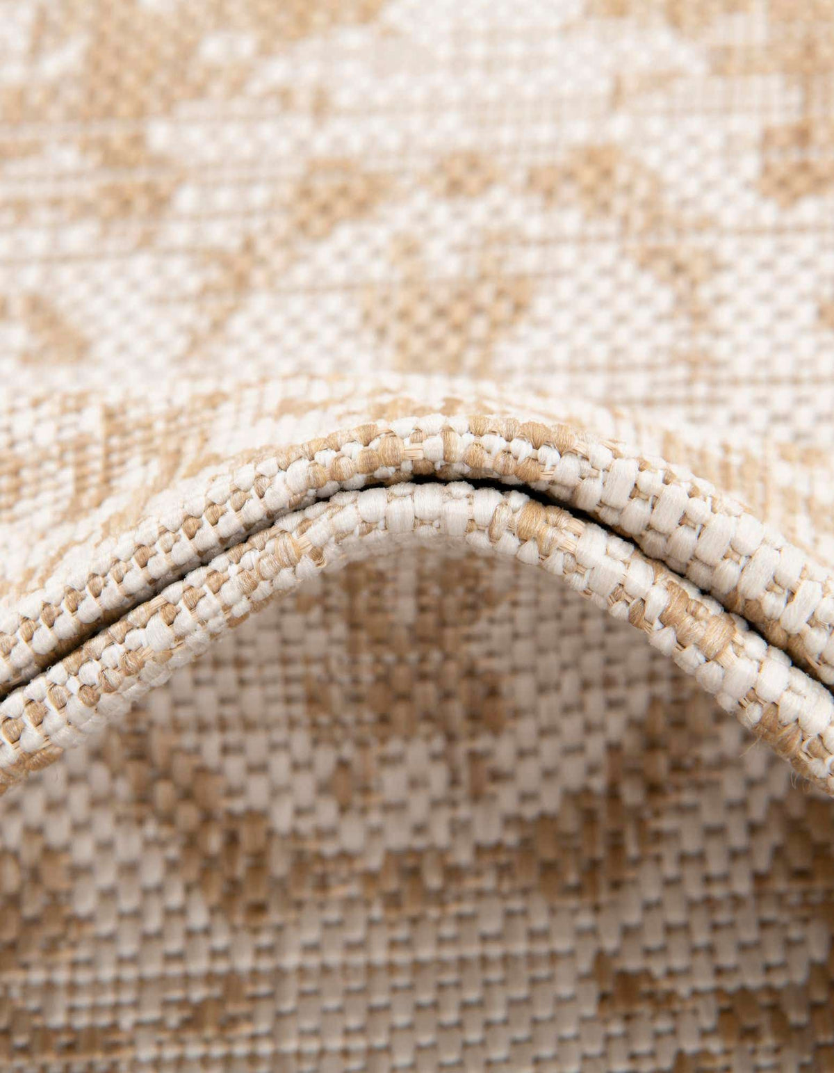 Rechteck Outdoor Teppich Jill Zarin Outdoor in Beige von Hadorn™ - Lifestyle Image