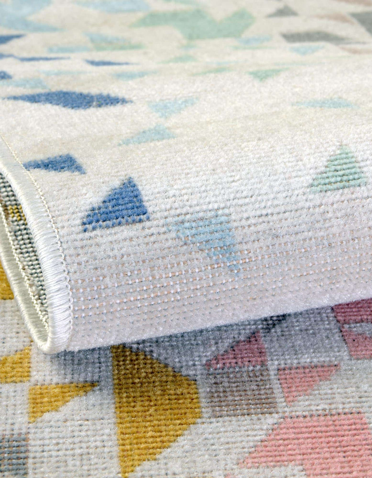 Quadratisch Teppich Lotus in Mehrfarbig von Hadorn™ - Lifestyle Image