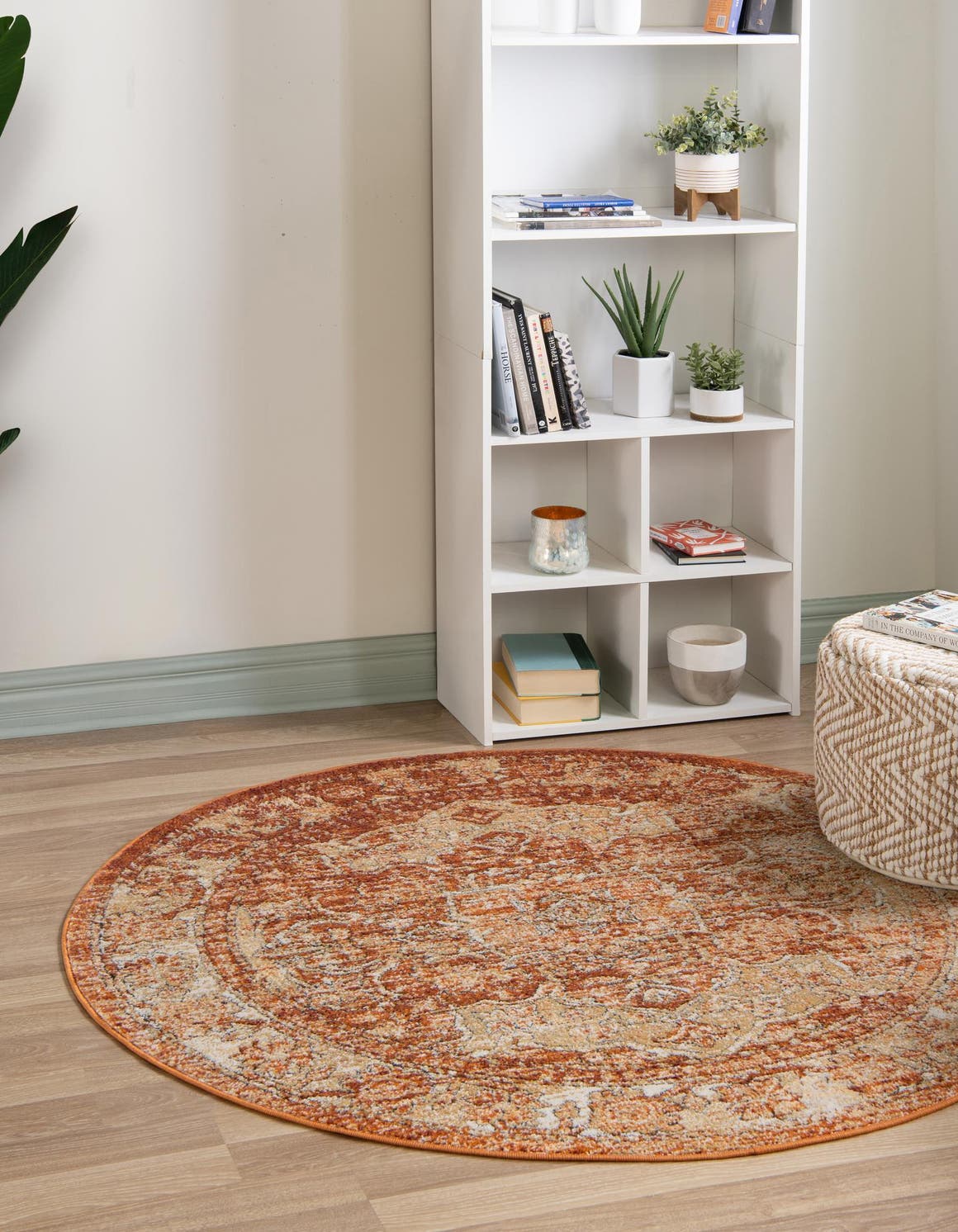 Rund Teppich Isabella in Rostrot von Hadorn™ - Lifestyle Image