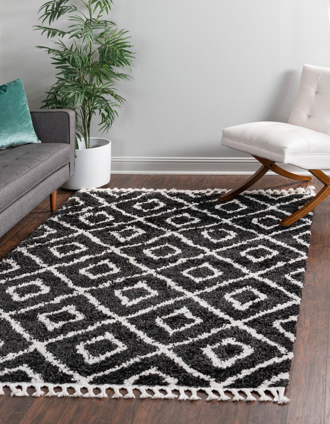 Rechteck Hochflorteppich Lagom Shag in Schwarz und Weiss von Hadorn™ - Lifestyle Image