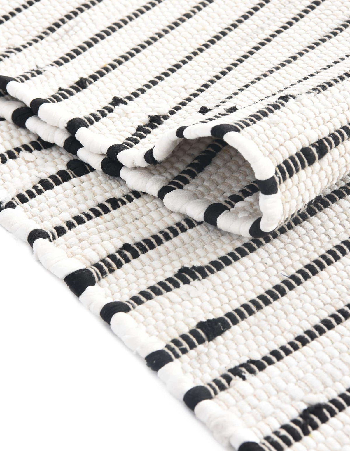 Läufer Handgeflochten Teppich Chindi Cotton in Weiss von Hadorn™ - Lifestyle Image