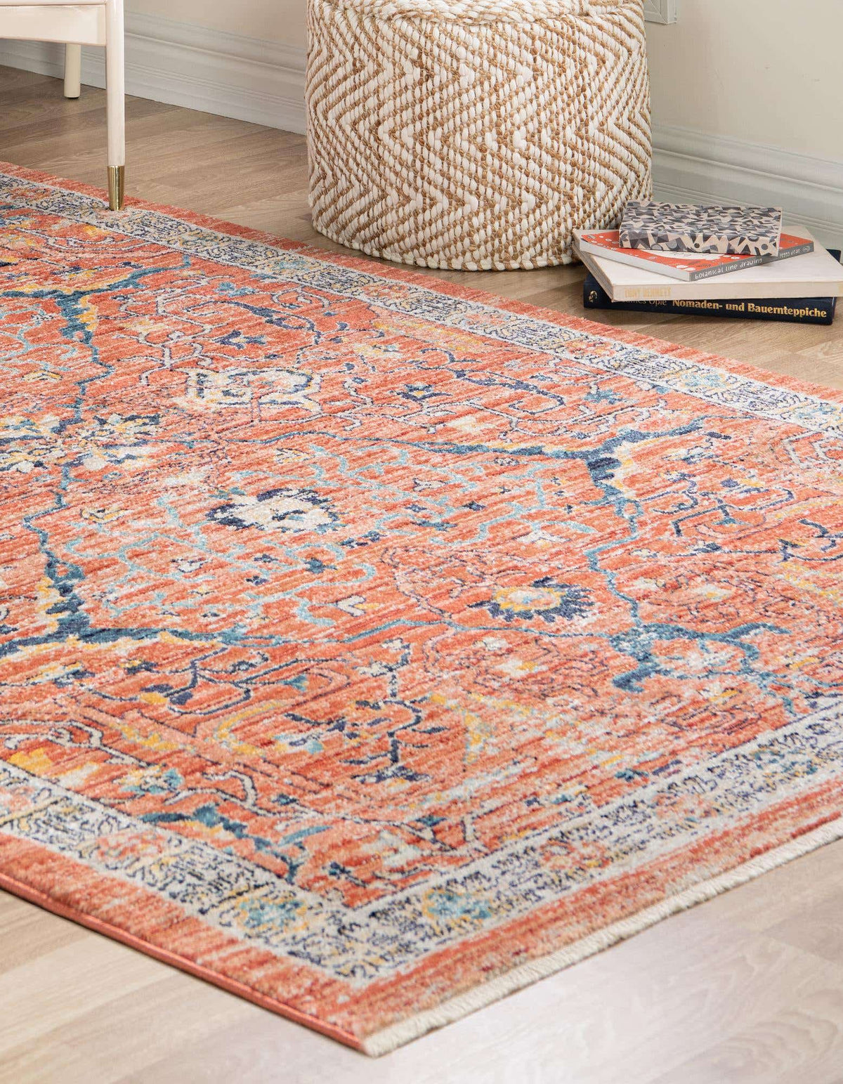 Rechteck Teppich Lola in Ziegelrot von Hadorn™ - Lifestyle Image