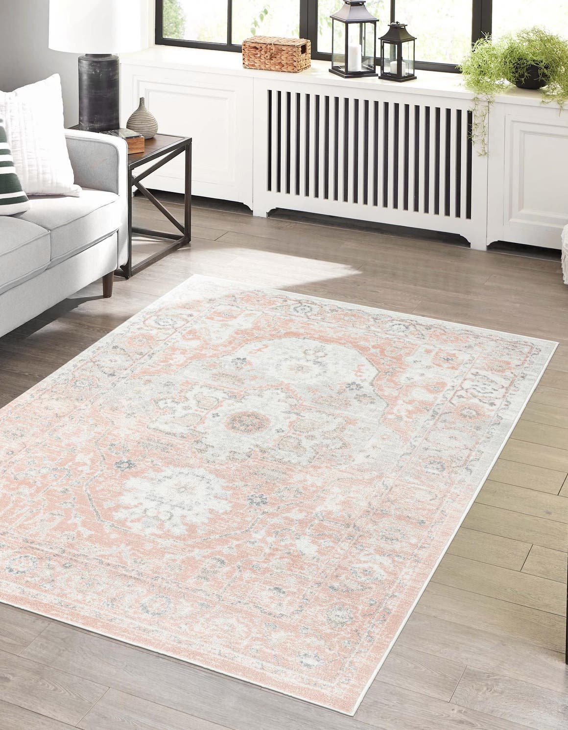 Rechteck Teppich Madeline Vintage in Rosenrosa von Hadorn™ - Lifestyle Image