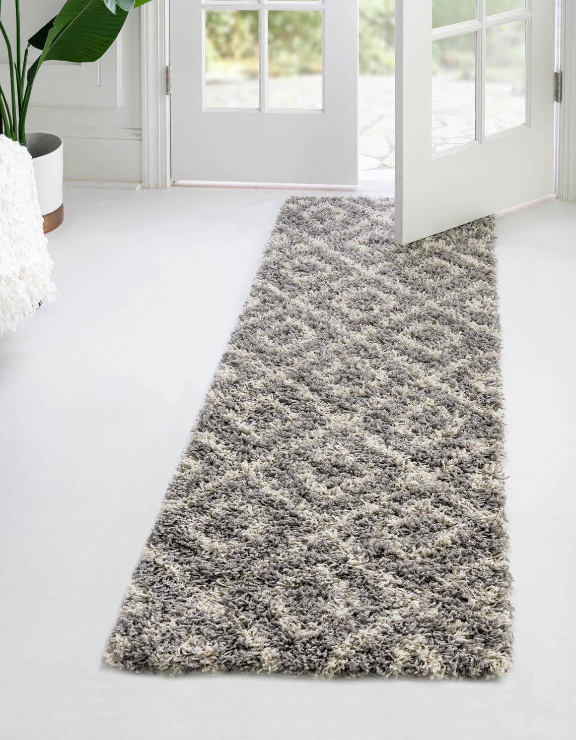 Läufer Hochflorteppich Trellis Shag in Grau von Hadorn™ - Lifestyle Image