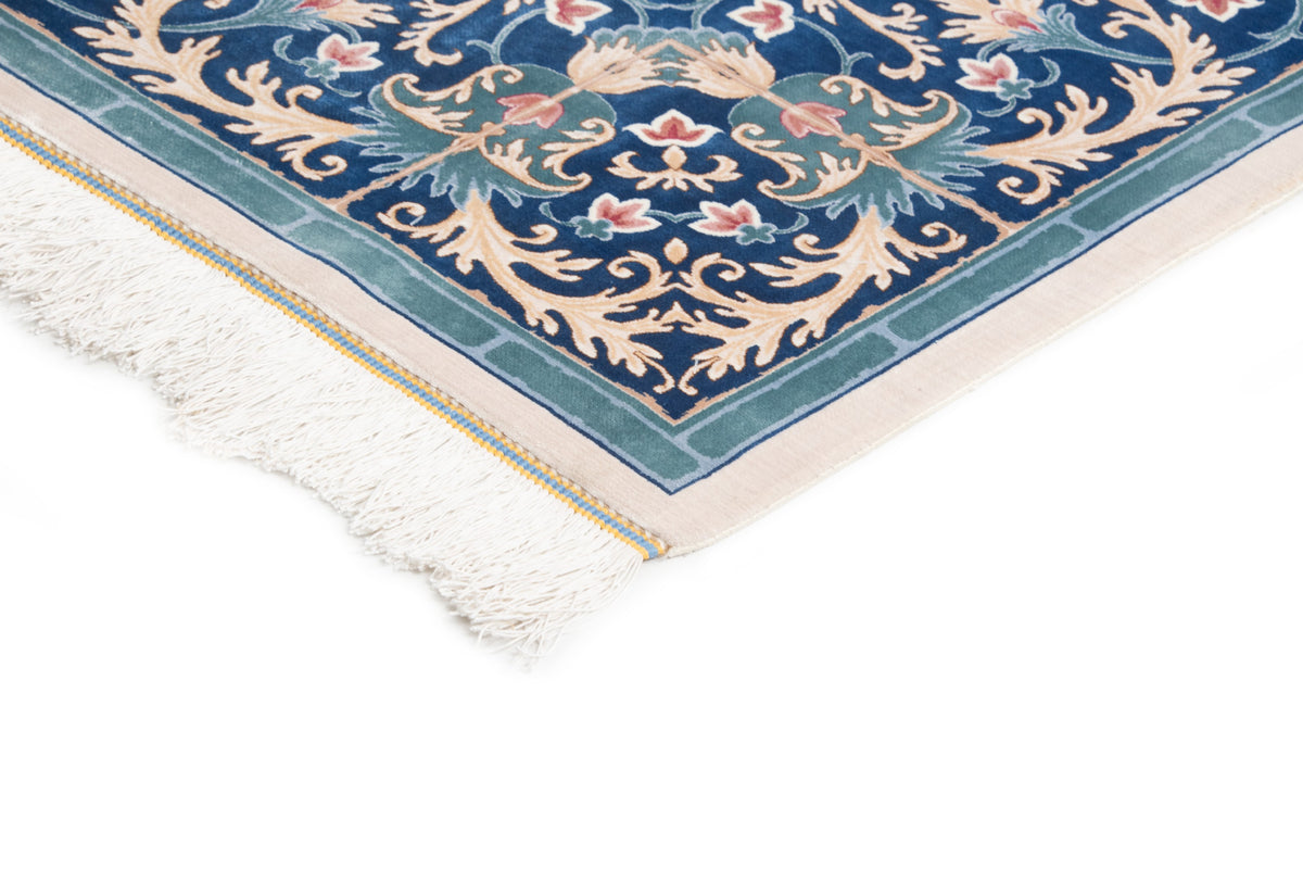 Rechteck Teppich Ghom Design in Blau von Hadorn™ - Lifestyle Image